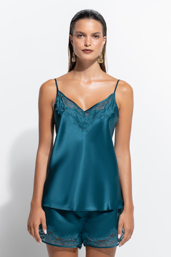 ワンピース Sophie satin lace cami one-piece blue Sophie satin lace cami one-piece blue JDY satin cami top with lace