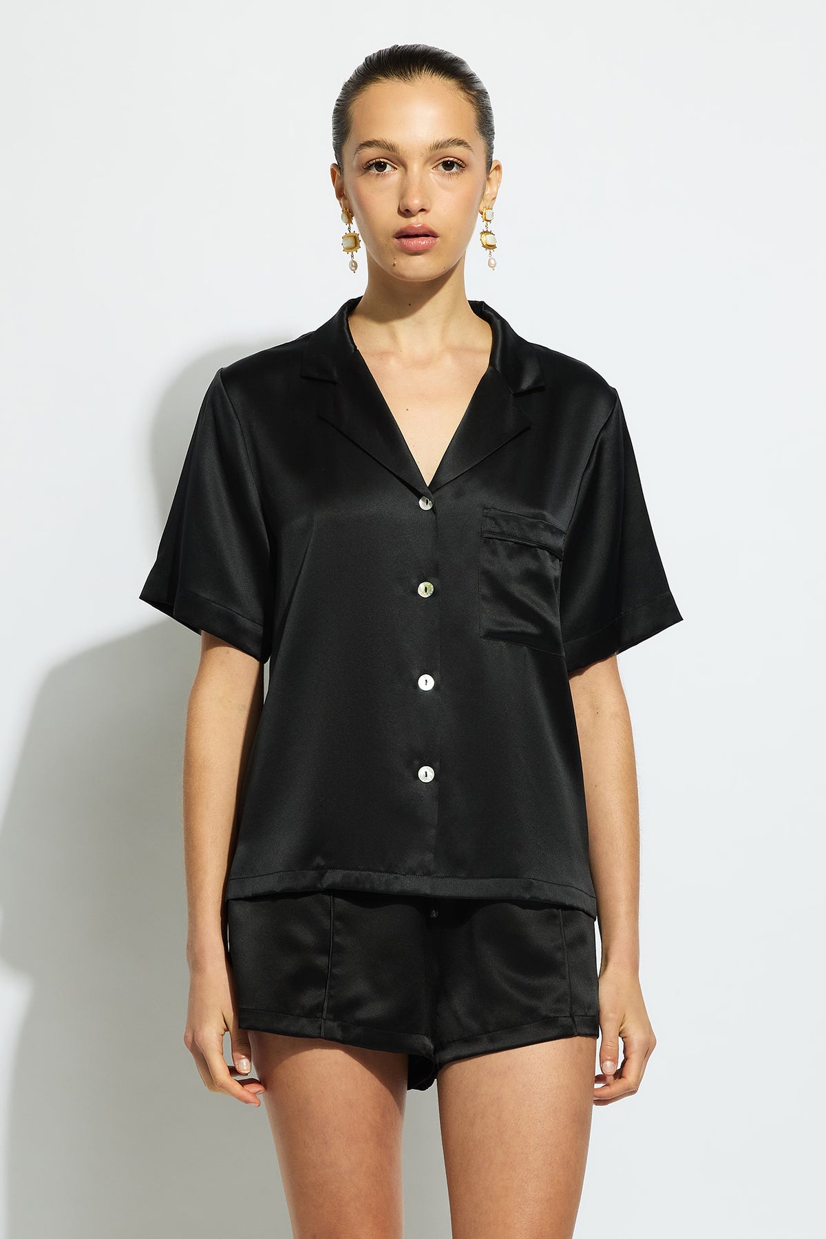 The Fine Finishes Short Pyjama By GINIA In Black