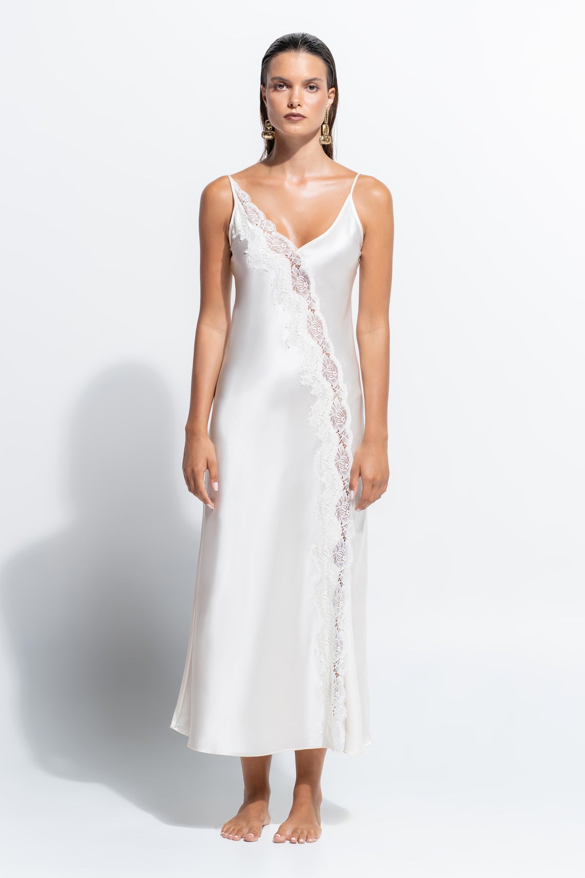 The Jezebel lace slip by Ginia in bone