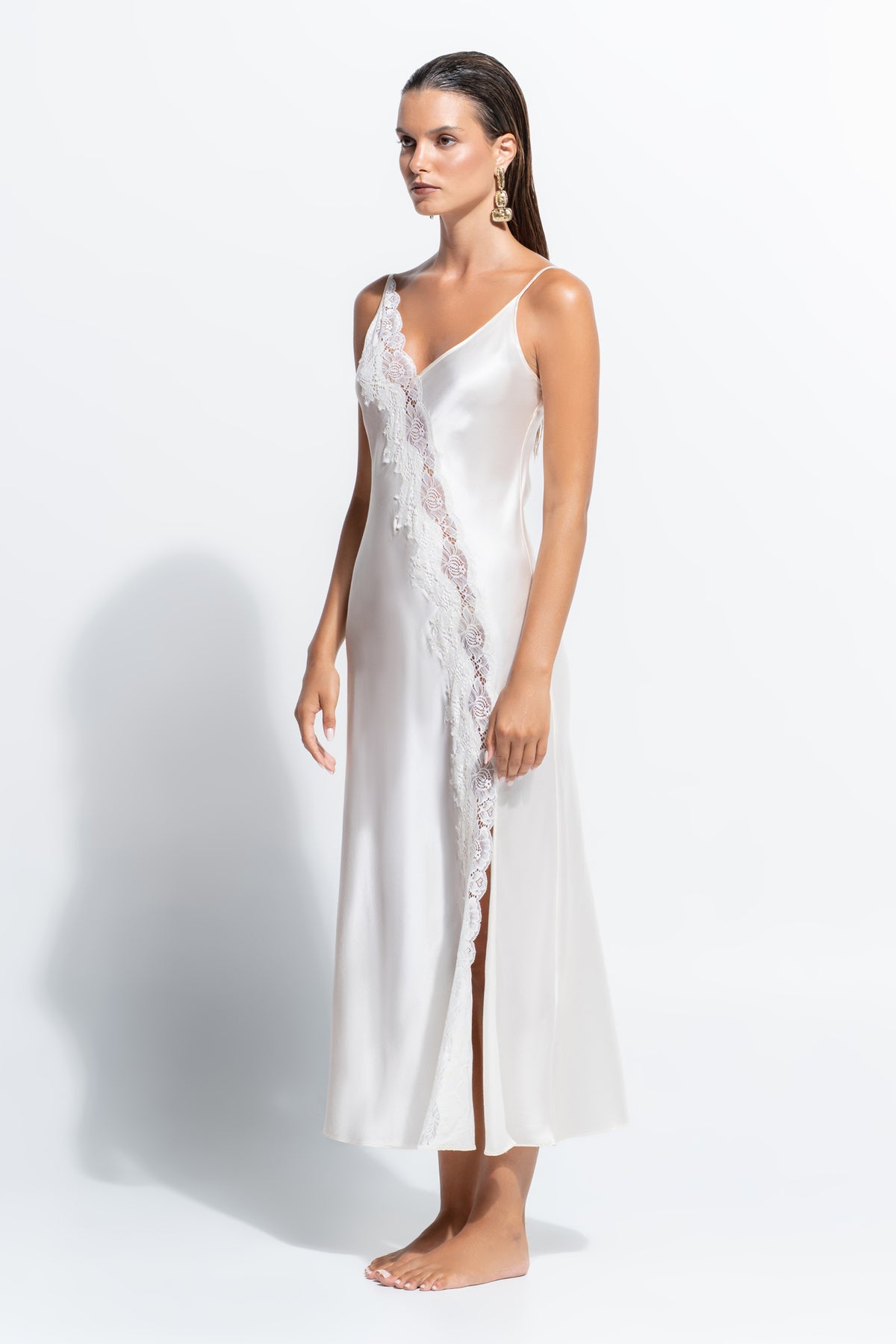 The Jezebel lace slip by Ginia in bone