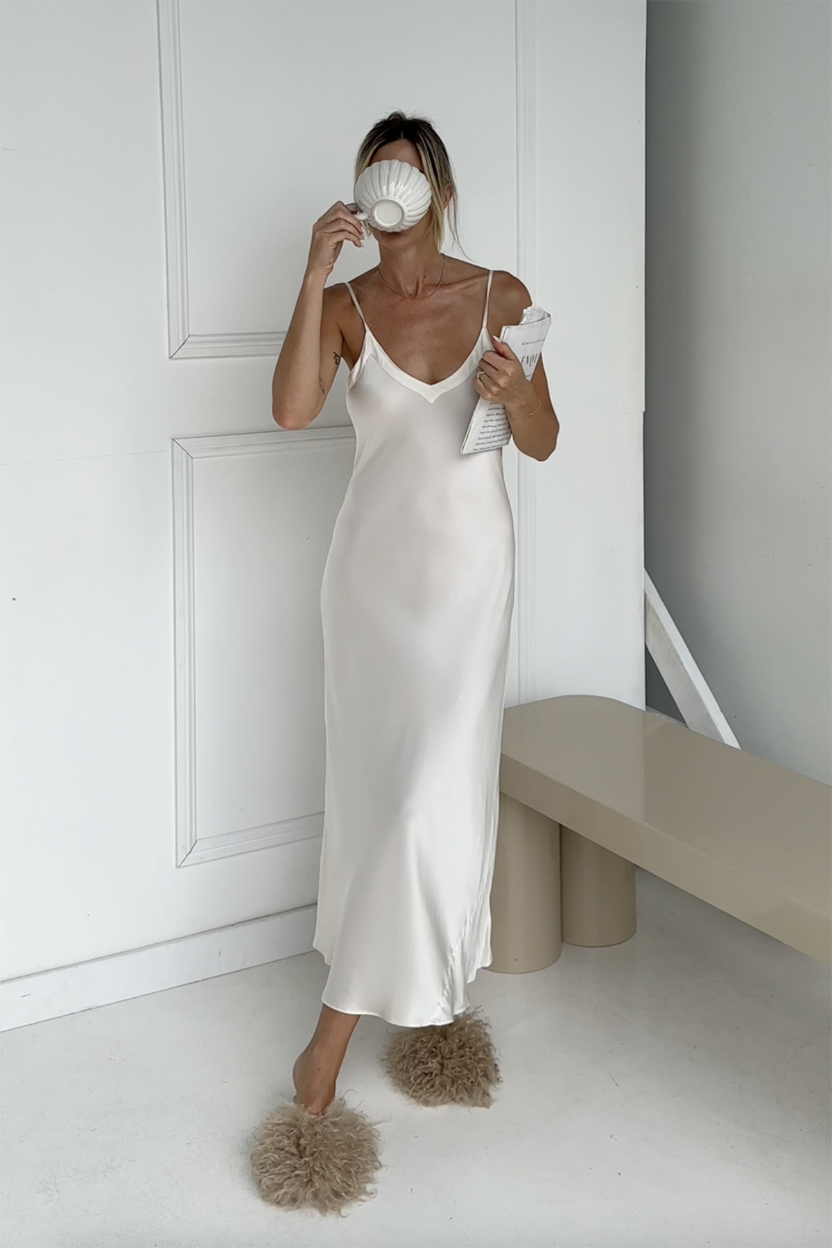 The Silk Long Nite V Neck By GINIA In Creme